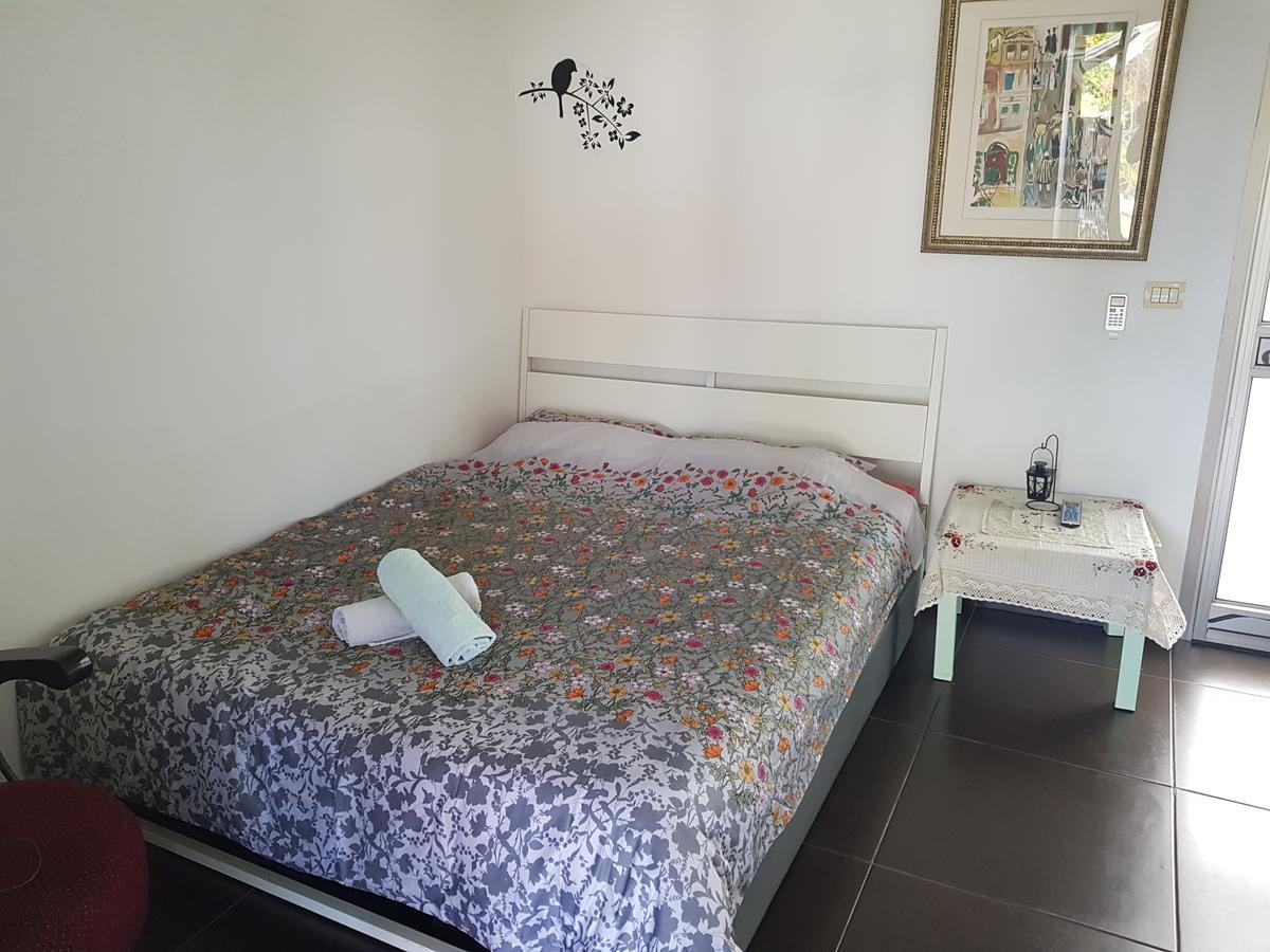 A Pastoral B & B Giv'at Ada 외부 사진