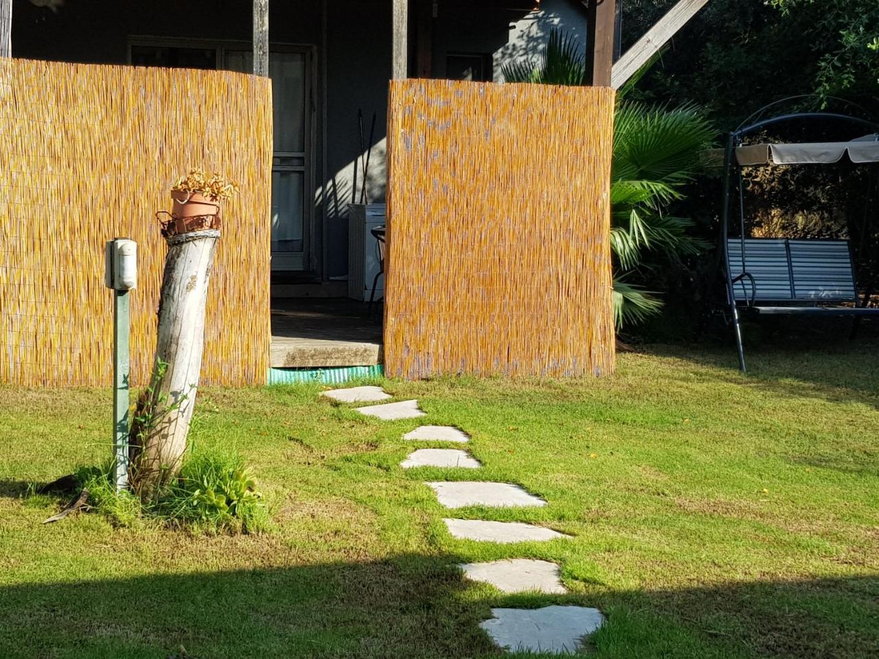 A Pastoral B & B Giv'at Ada 외부 사진